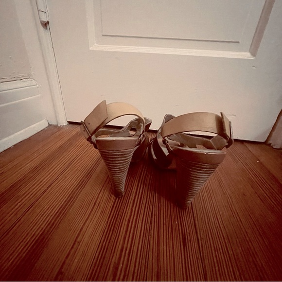 Seychelles heeled sandals - Picture 2 of 7